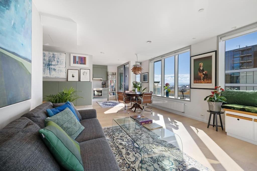 Modern 2Bed Room Sea View Apartment @ Oslo Barcode Bagian luar foto