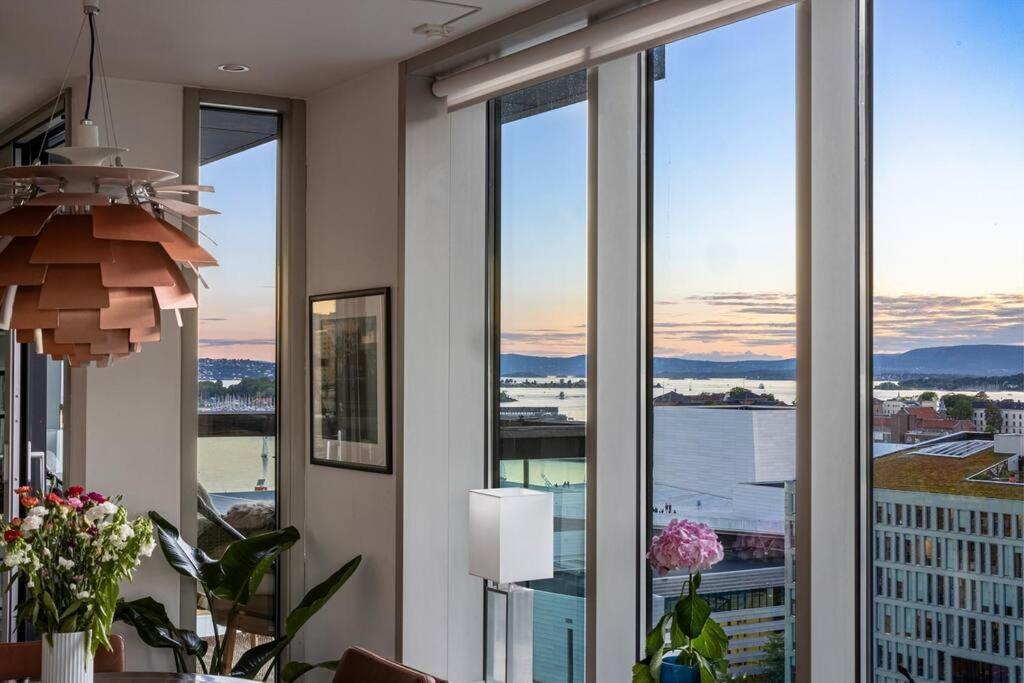 Modern 2Bed Room Sea View Apartment @ Oslo Barcode Bagian luar foto