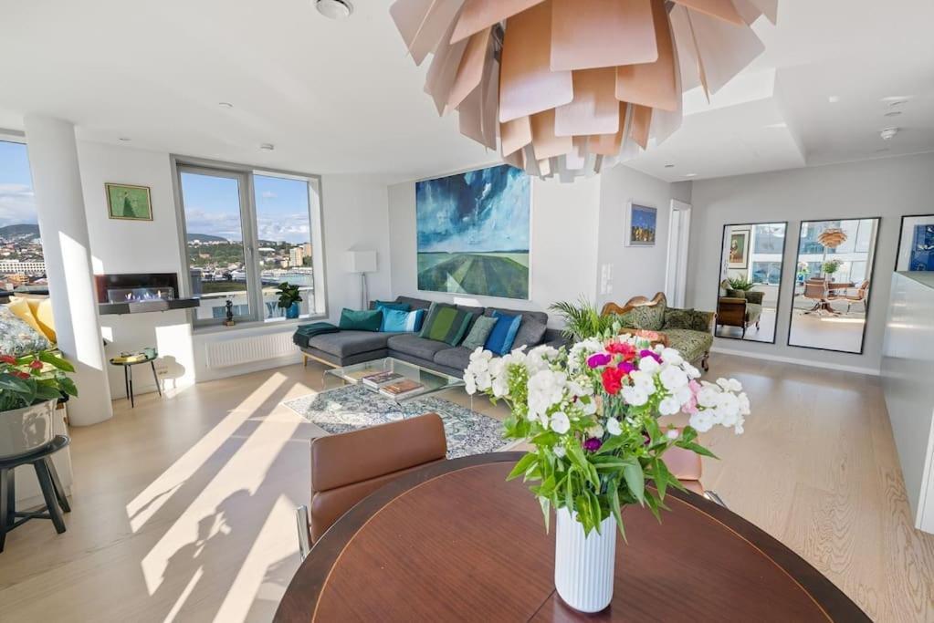 Modern 2Bed Room Sea View Apartment @ Oslo Barcode Bagian luar foto
