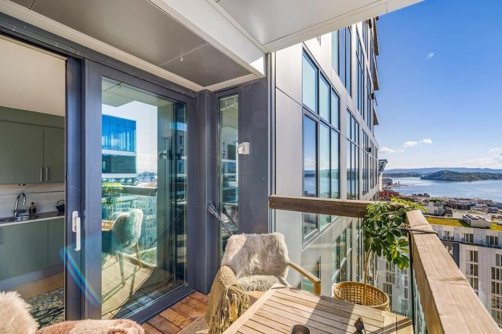 Modern 2Bed Room Sea View Apartment @ Oslo Barcode Bagian luar foto